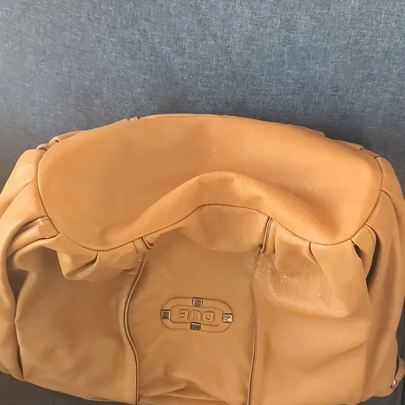 Tranzione Duo Tan Purse - Picture 7 of 7